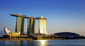 Singapour – Accord pour l’établissement d’un système de refroidissement urbain de 29 000 RT